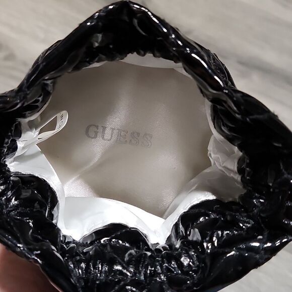 Guess Black Patent Leather Small Drawstring Travel Jewelry Pouch - Picture 3 of 4